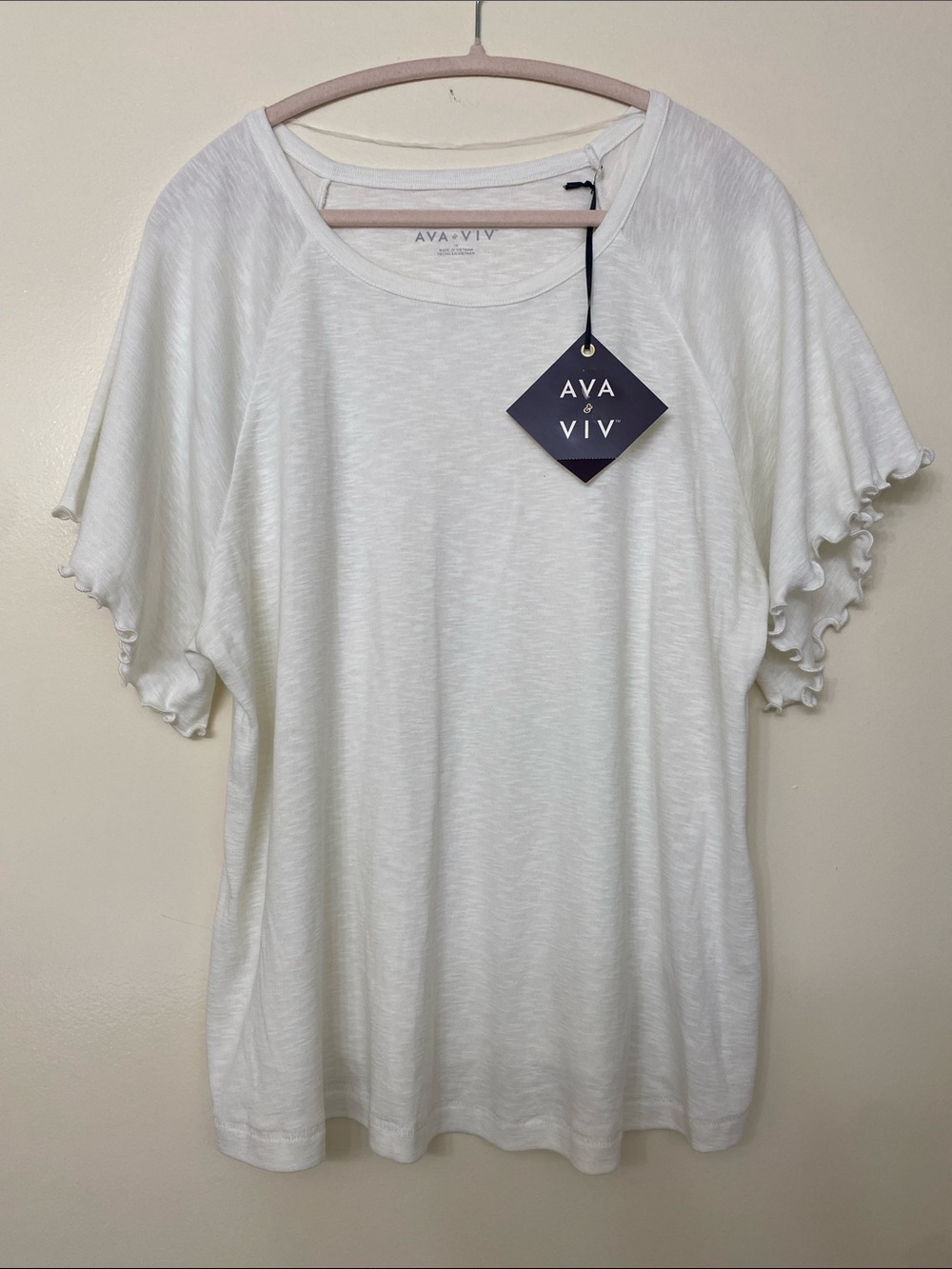 Ava & Viv Cream Flutter Sleeve Scoop Neck Tee